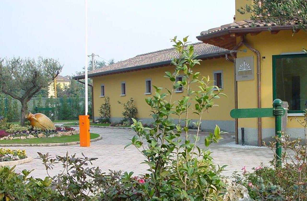 Hotel Adda Spino d'Adda Exterior foto